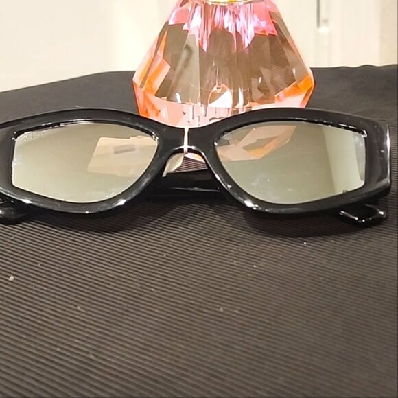 DIFF Eyewear Kai  Square Mirror  Sunglasses- Black main image 9